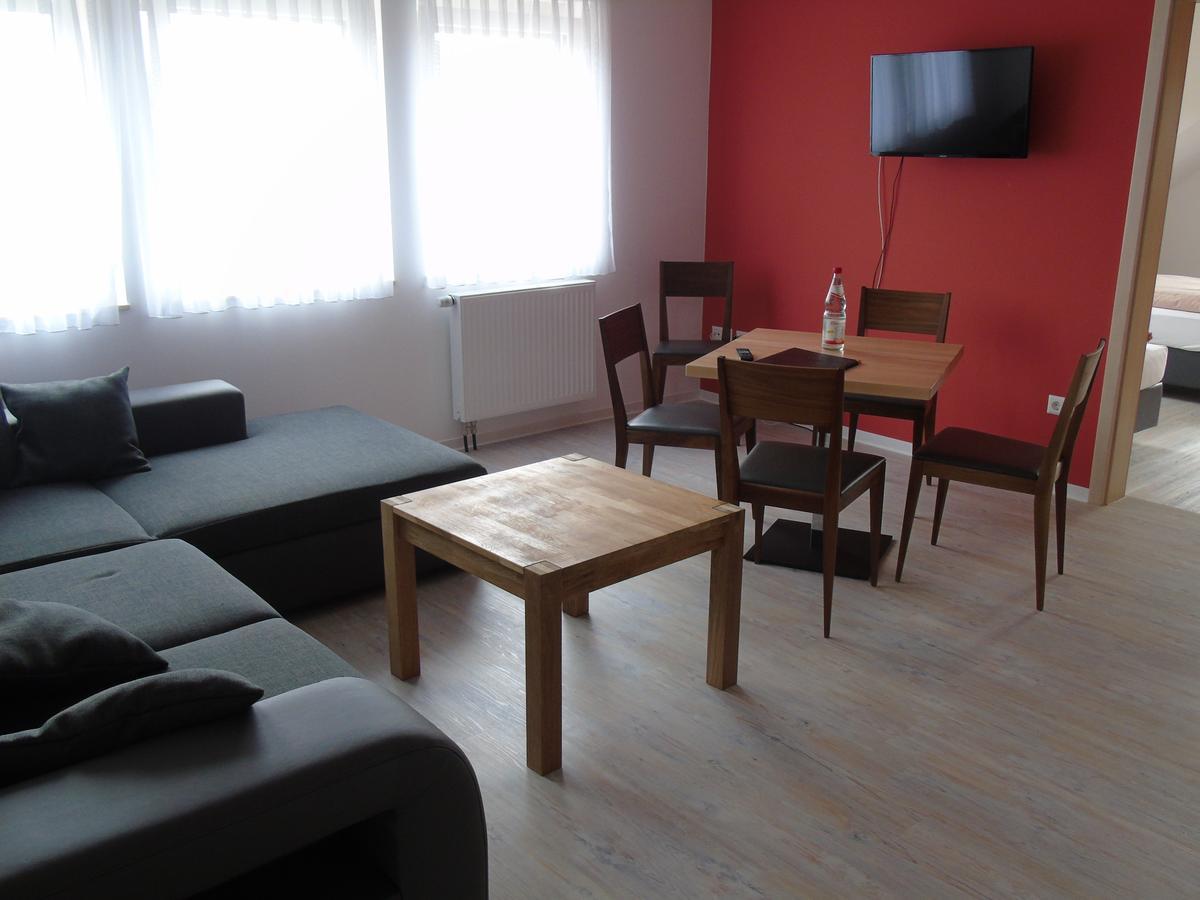 Wein- Appartements Borth Bretzfeld Eksteriør billede
